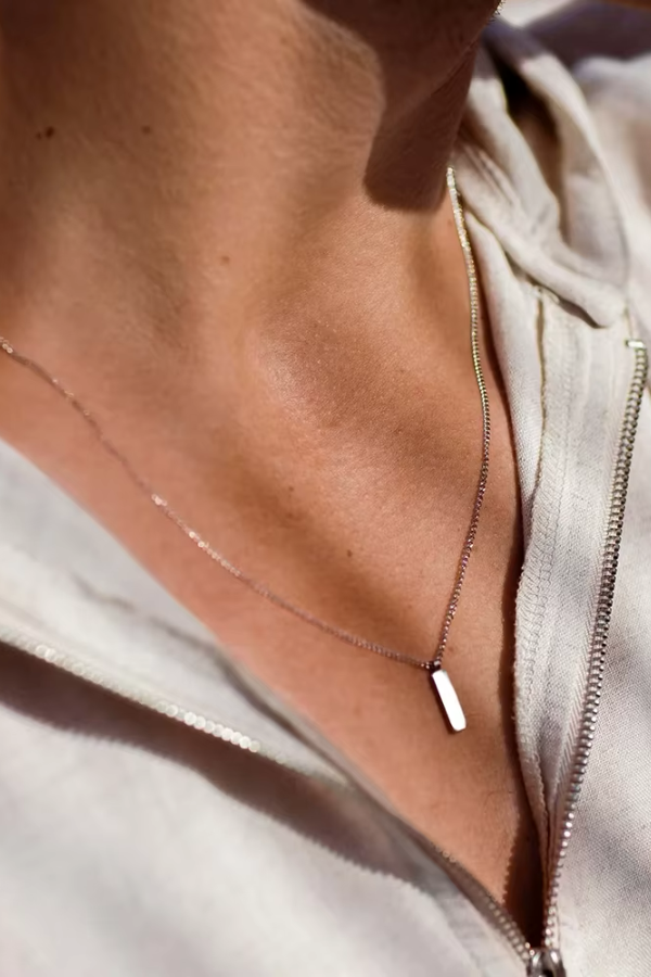 SILVER NECKLACE
