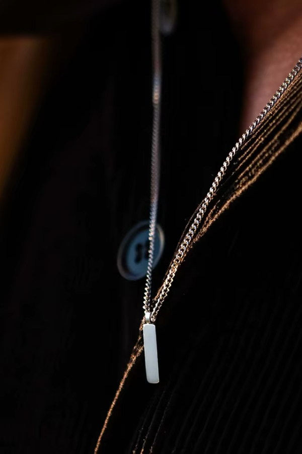 SILVER NECKLACE