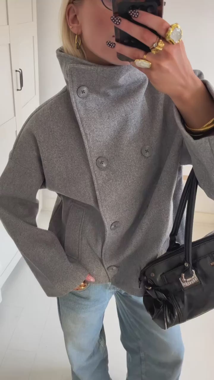 WOLLJACKE MIT KRAGEN